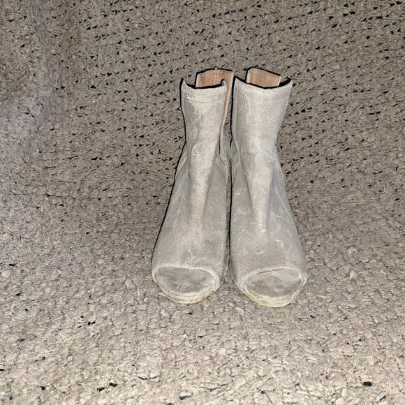 JEFFREY CAMPBELL-Oath Tan Suede Peep Toe Cutout Booties-Sz 7.5-Near Mint - Picture 4 of 8